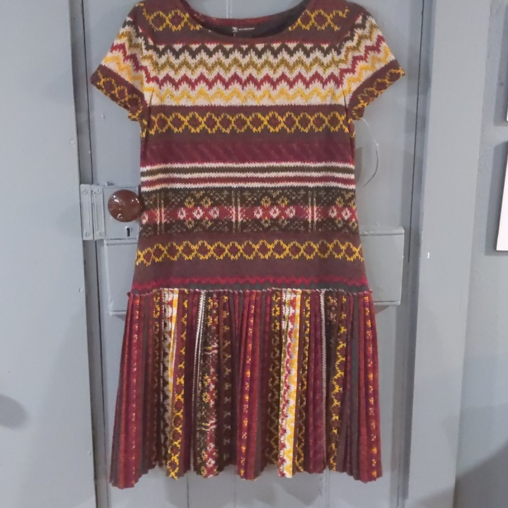 New directions drop waist midi NWT!